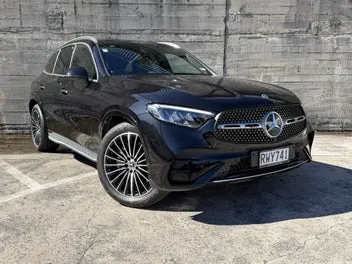 Mercedes-Benz Glc 300 2026 photo 2