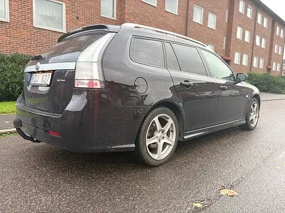 Saab 9-3 2011 photo 5