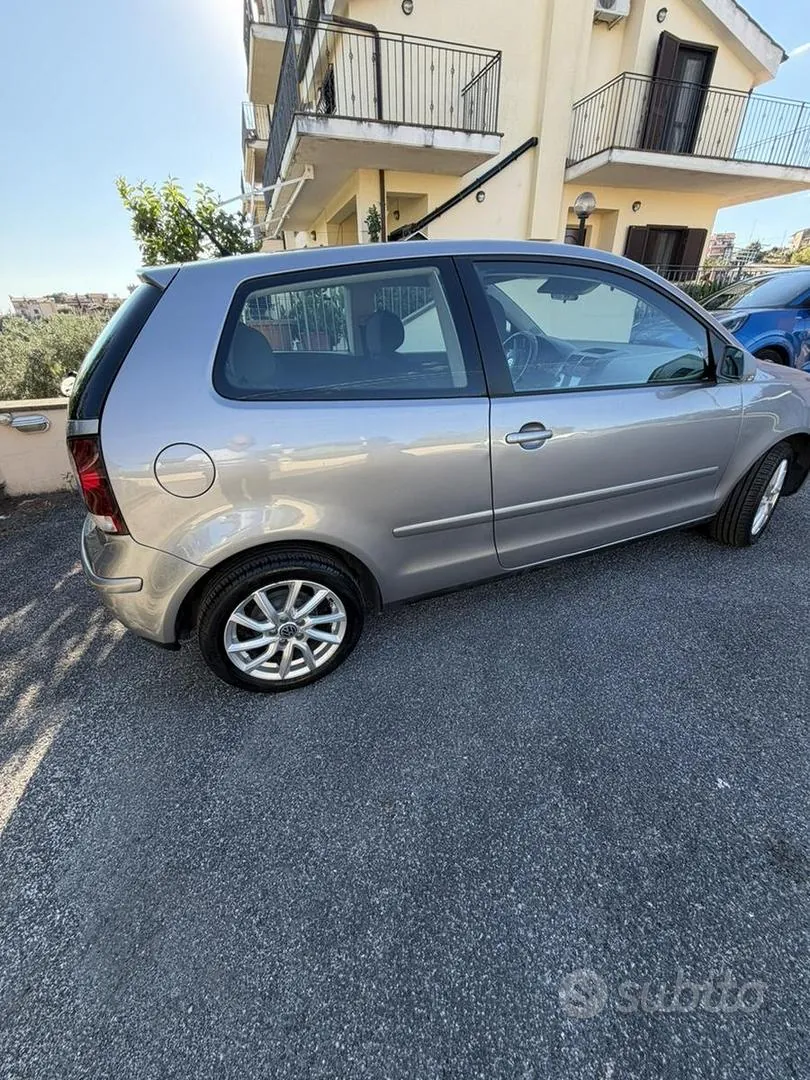 Volkswagen Polo 2007 photo 3