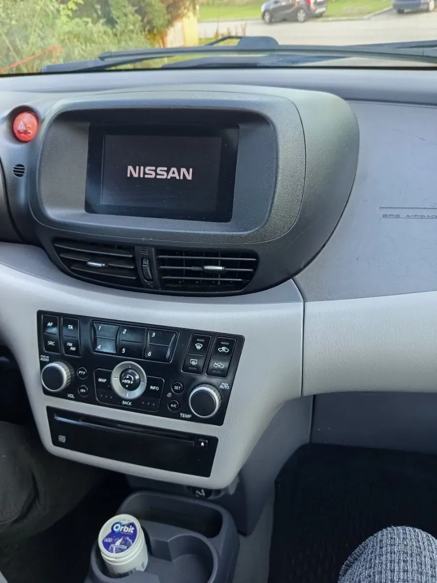 Nissan Almera 2004 photo 2
