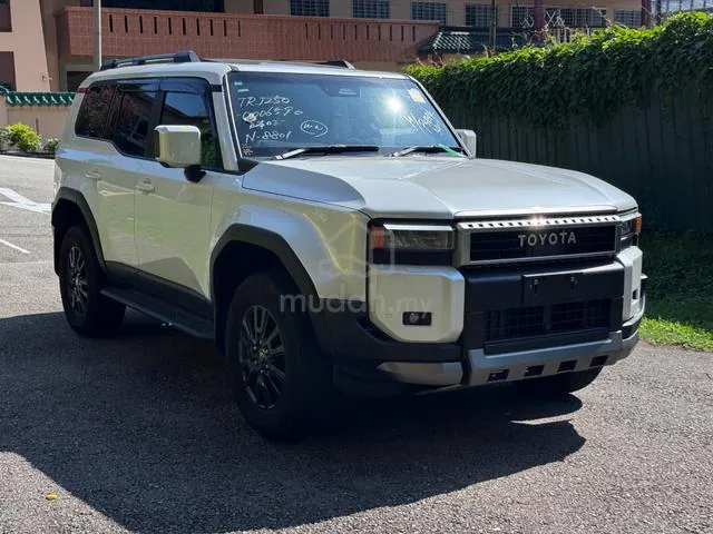 Toyota Land Cruiser 250