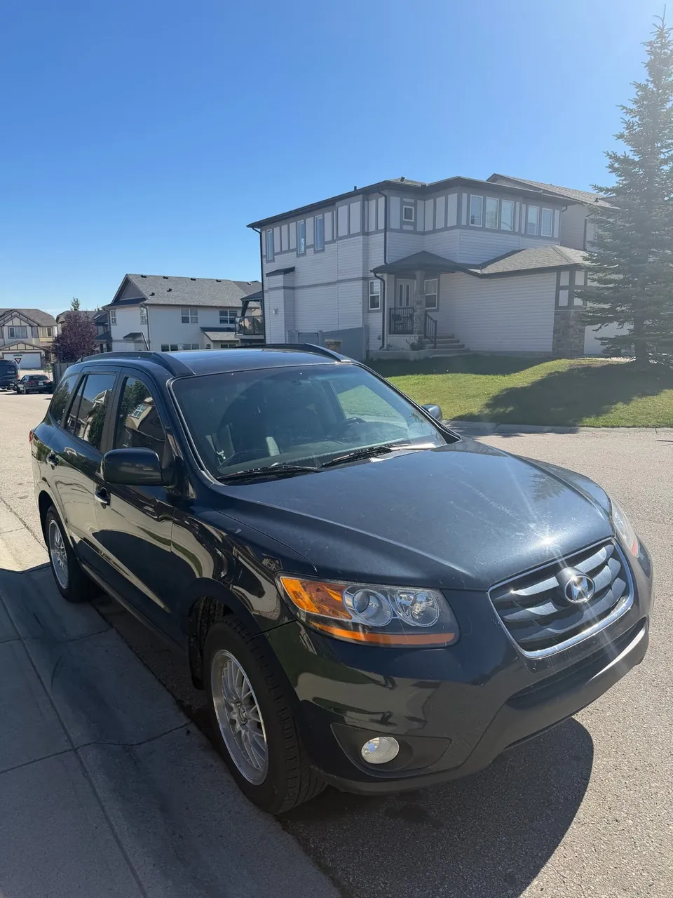 Hyundai Santafe 2011 photo 2