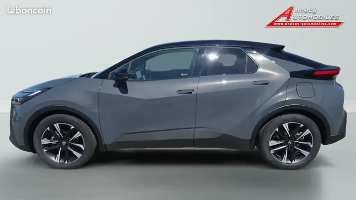 Toyota C-Hr 2026 photo 4