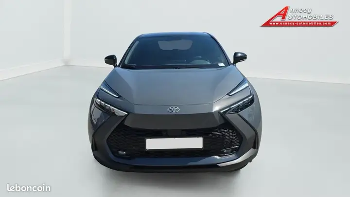 Toyota C-Hr 2026 photo 2
