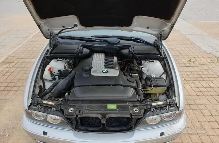 BMW 5 Series 2002 photo 5