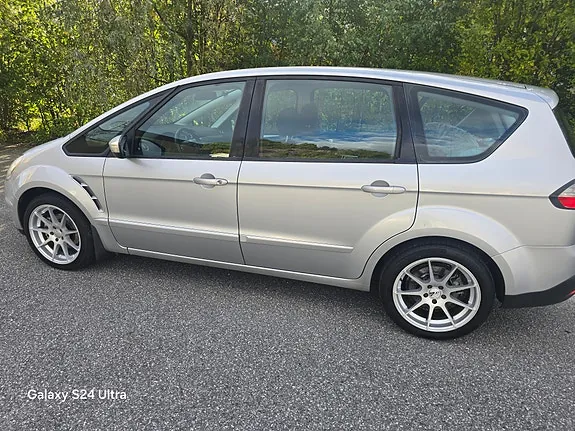 Ford S-Max 2008 photo 4