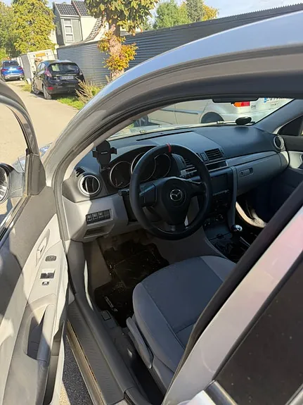 Mazda 3 2004 photo 5