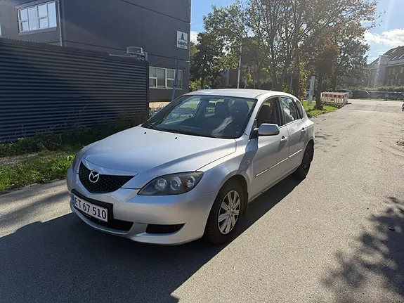 Mazda 3 2004 photo 3