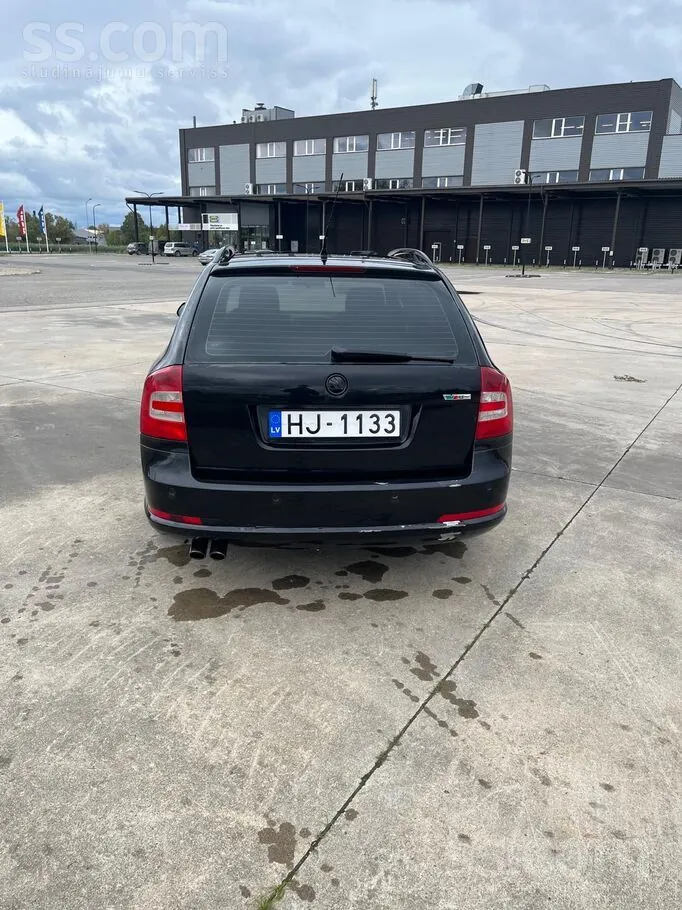 Skoda Octavia 2006 photo 2