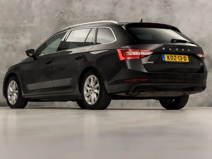 Skoda Superb 2020 photo 3