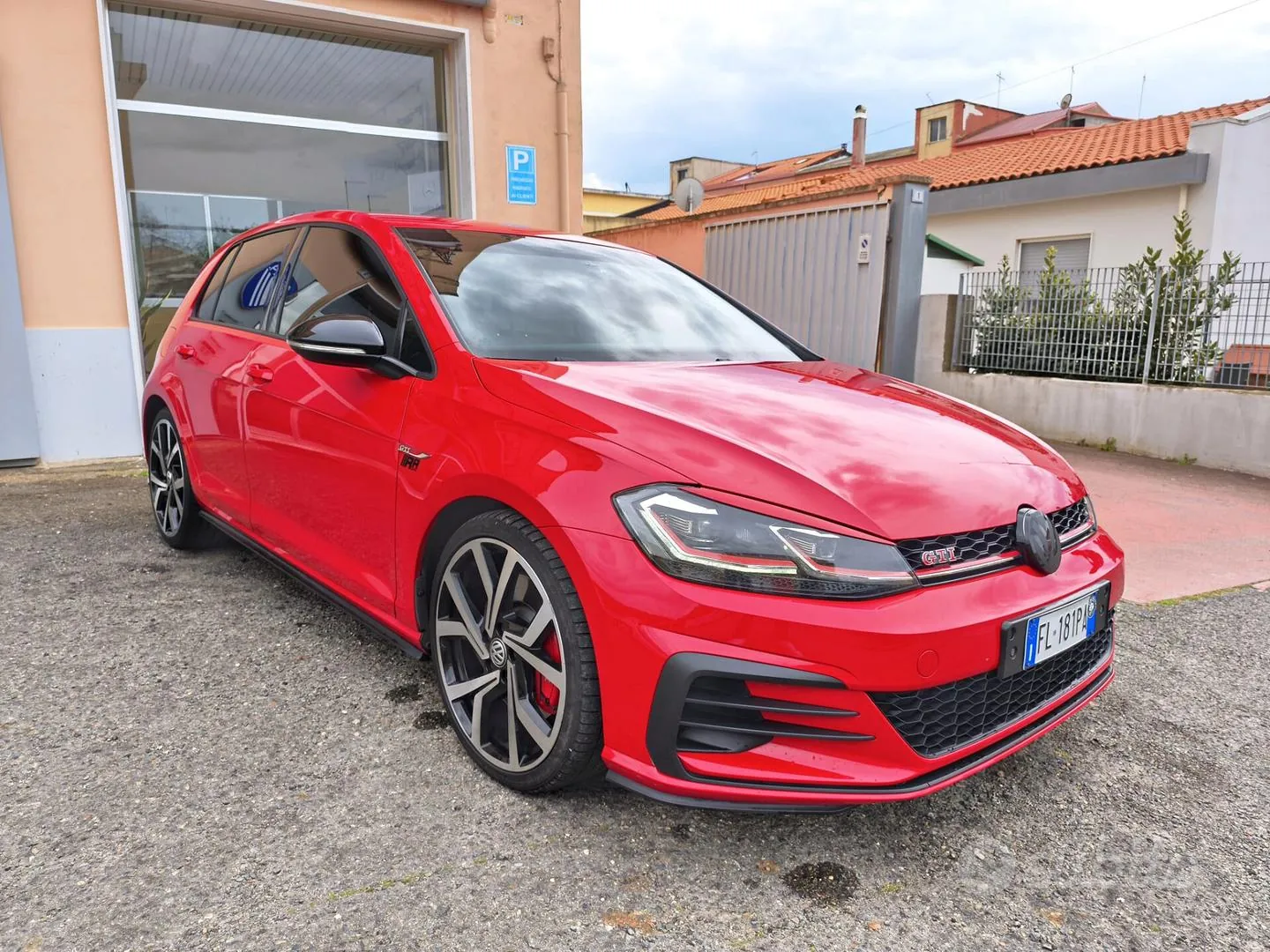 Volkswagen Golf Gti Performance 2017 photo 4