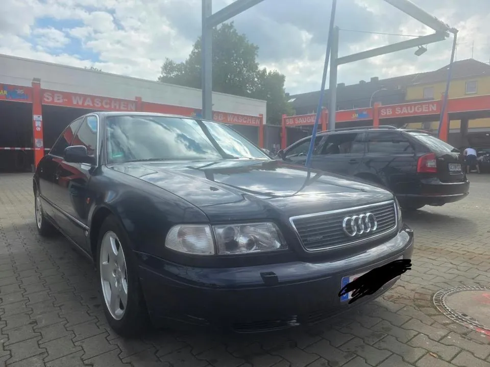 Audi A8