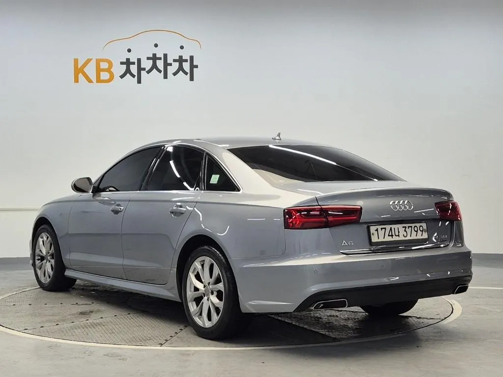 Audi A6 2018 photo 2
