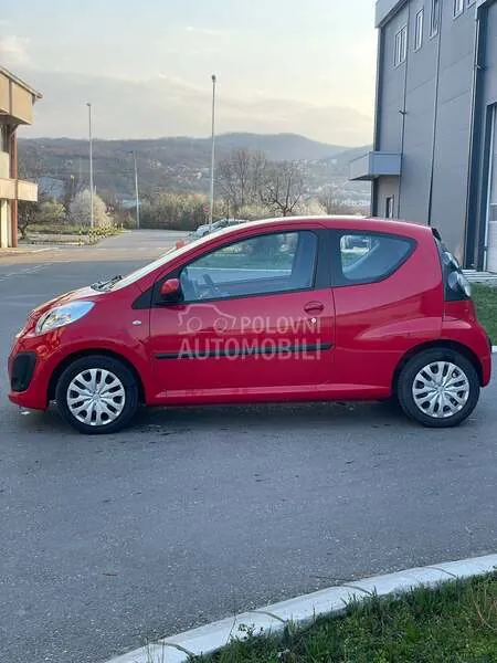 Citroen C1 2012 photo 4