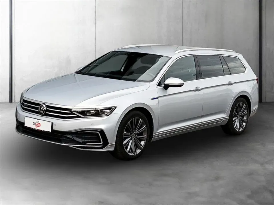 Volkswagen Passat 2022 photo 2