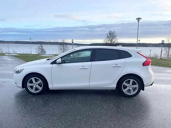 Volvo V40 2018 photo 4