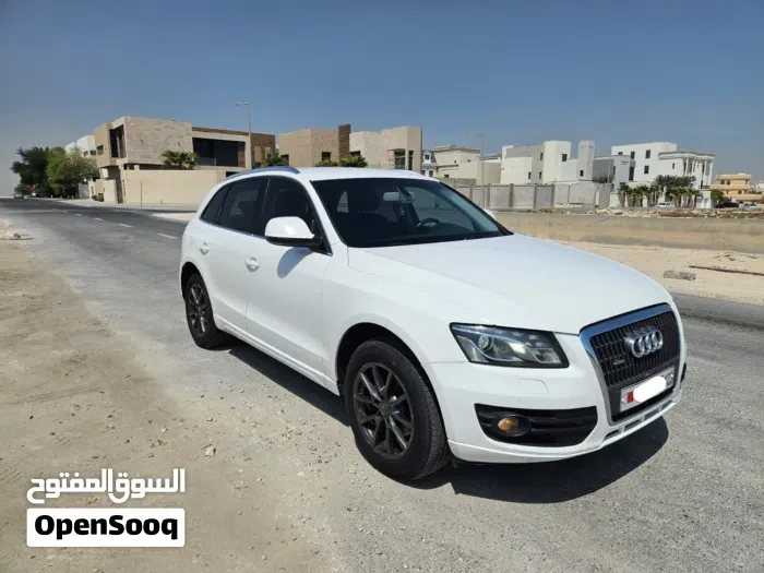 Audi Q5 2012 photo 2