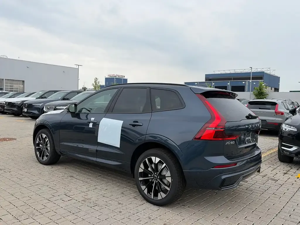 Volvo Xc60 2027 photo 4