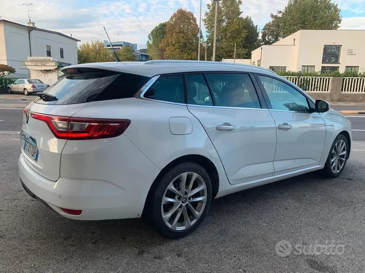 Renault Megane 2018 photo 5