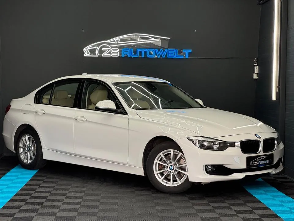 BMW 320I