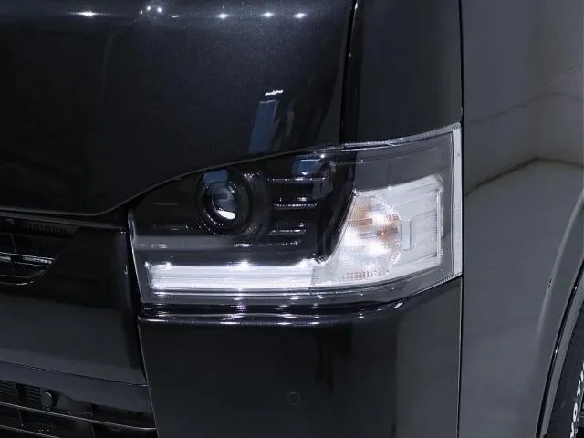 Toyota Hiace 2026 photo 2
