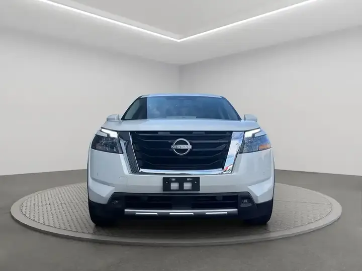 Nissan Pathfinder 2024 photo 2