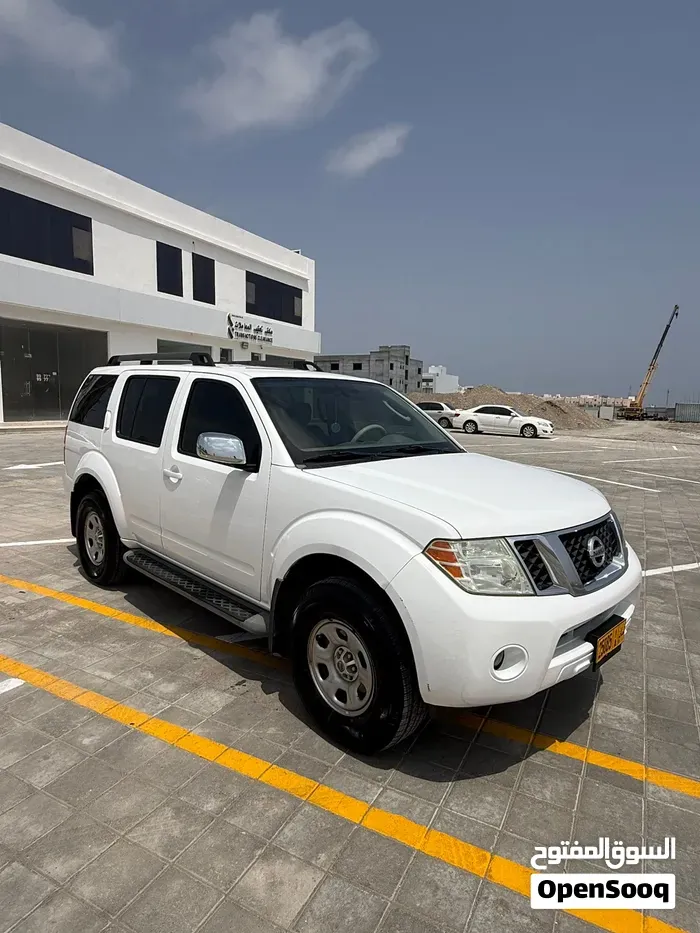 Nissan Pathfinder 2012 photo 2