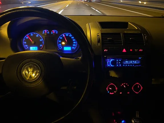 Volkswagen Polo 2003 photo 5