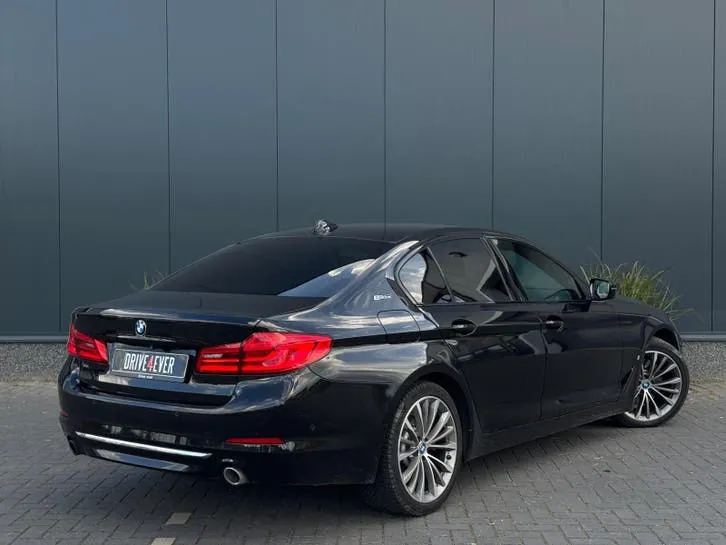 BMW 5-Serie 2018 photo 3