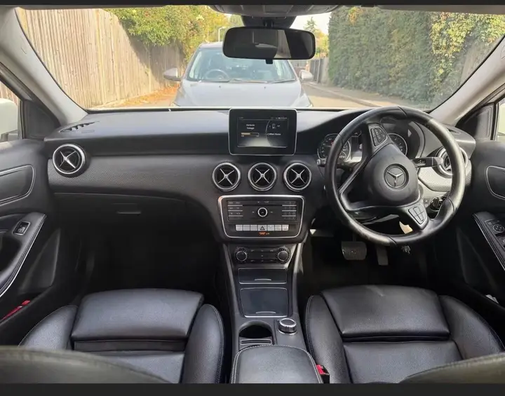 Mercedes-Benz A-Class 2016 photo 4
