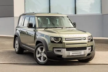 Land Rover Defender 2022 photo 2