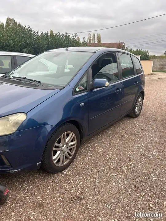 Ford Focus 2008 photo 2