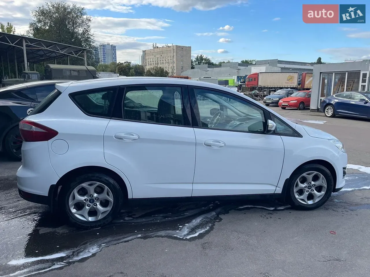 Ford C-Max 2013 photo 3
