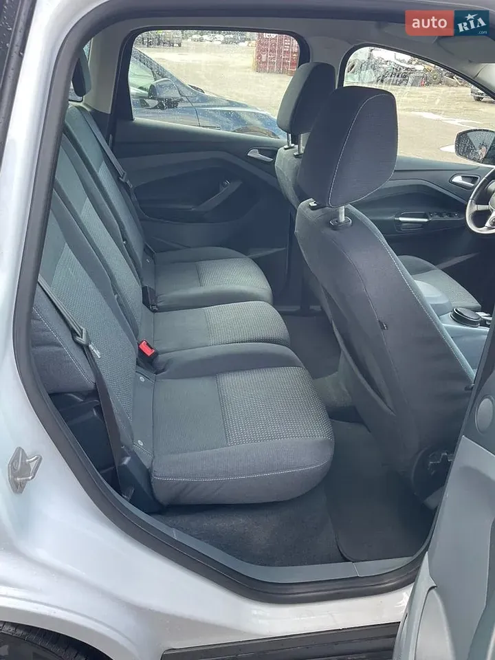 Ford C-Max 2013 photo 4