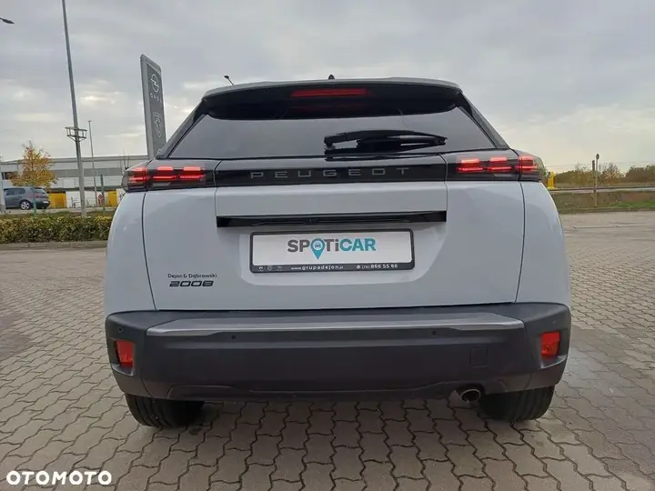 Peugeot 2008 2023 photo 5