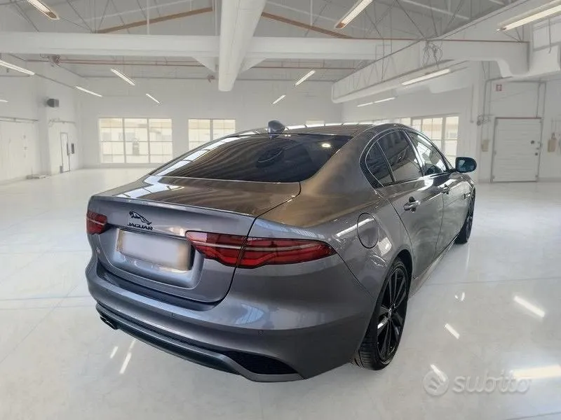 Jaguar Xe 2025 photo 4