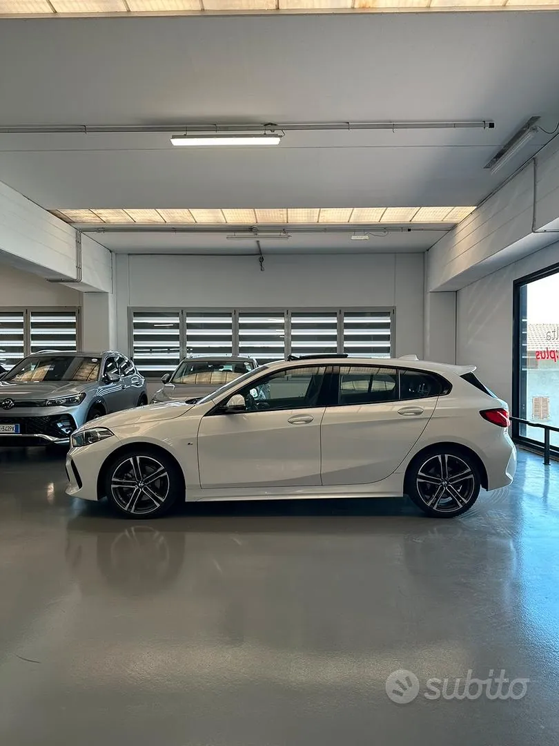 BMW 1 Series 2022 photo 4