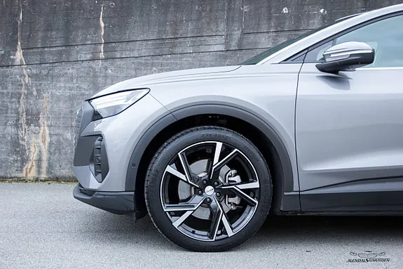 Audi Q4 E-Tron 2025 photo 4