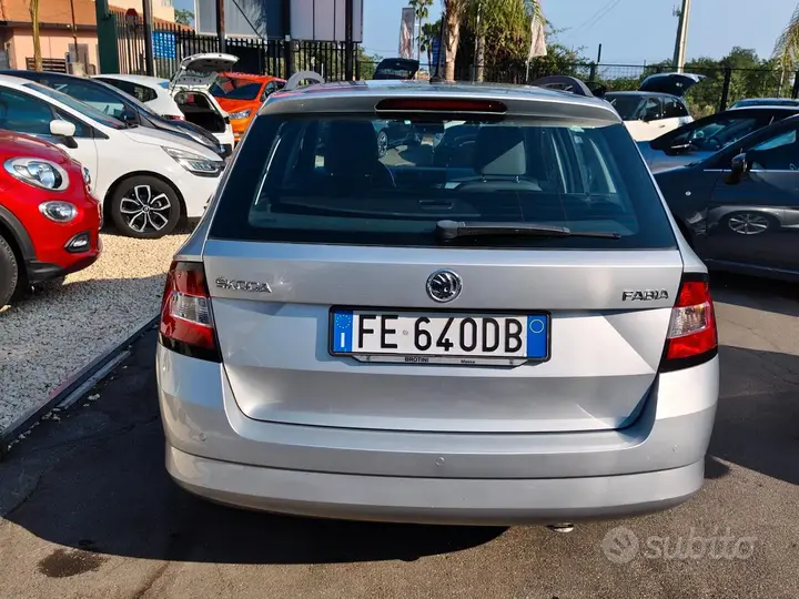 Skoda Fabia 2016 photo 5