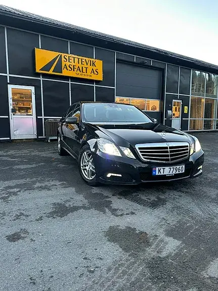 Mercedes-Benz E 220 D