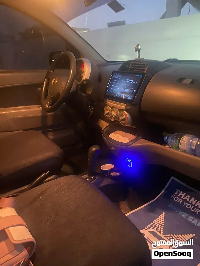 Daihatsu Sirion 2005 photo 3