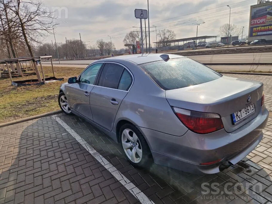 BMW 530 2006 photo 2