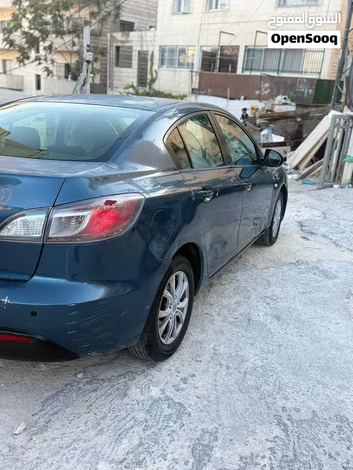 Mazda 3 2010 photo 3