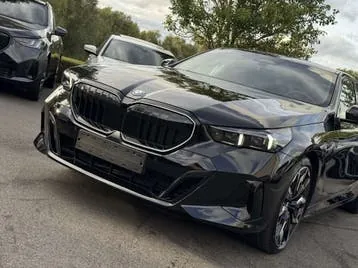 BMW 530 E 2026 photo 2