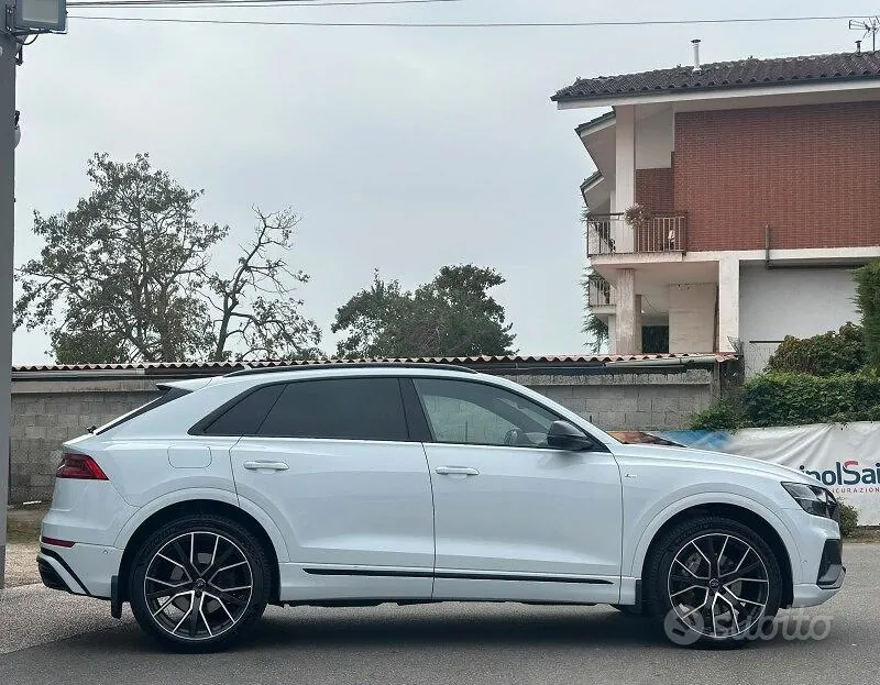 Audi Q8 2019 photo 3