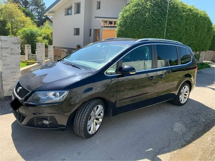 Seat Alhambra 2013 photo 2