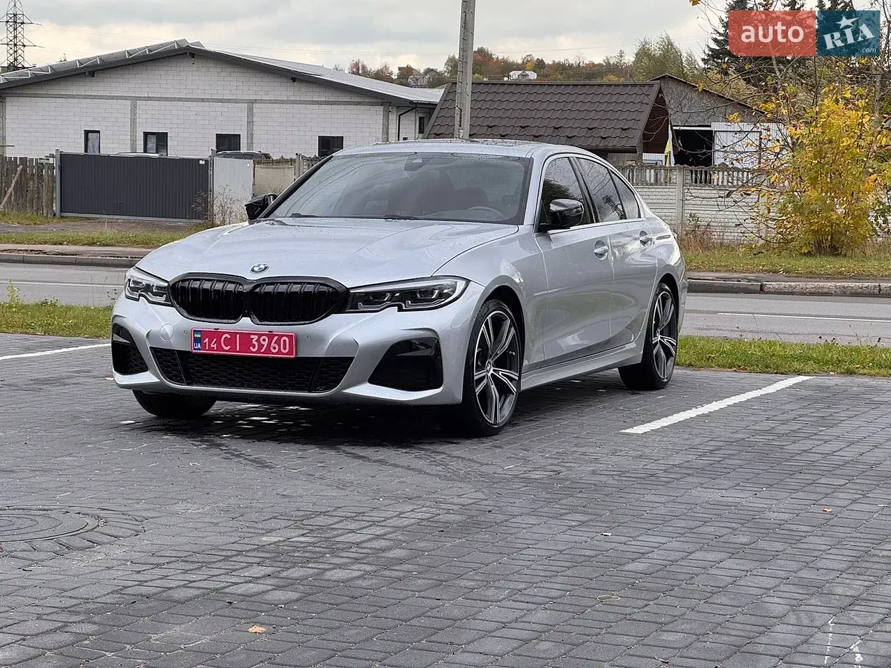 BMW 3 Series 2019 photo 4
