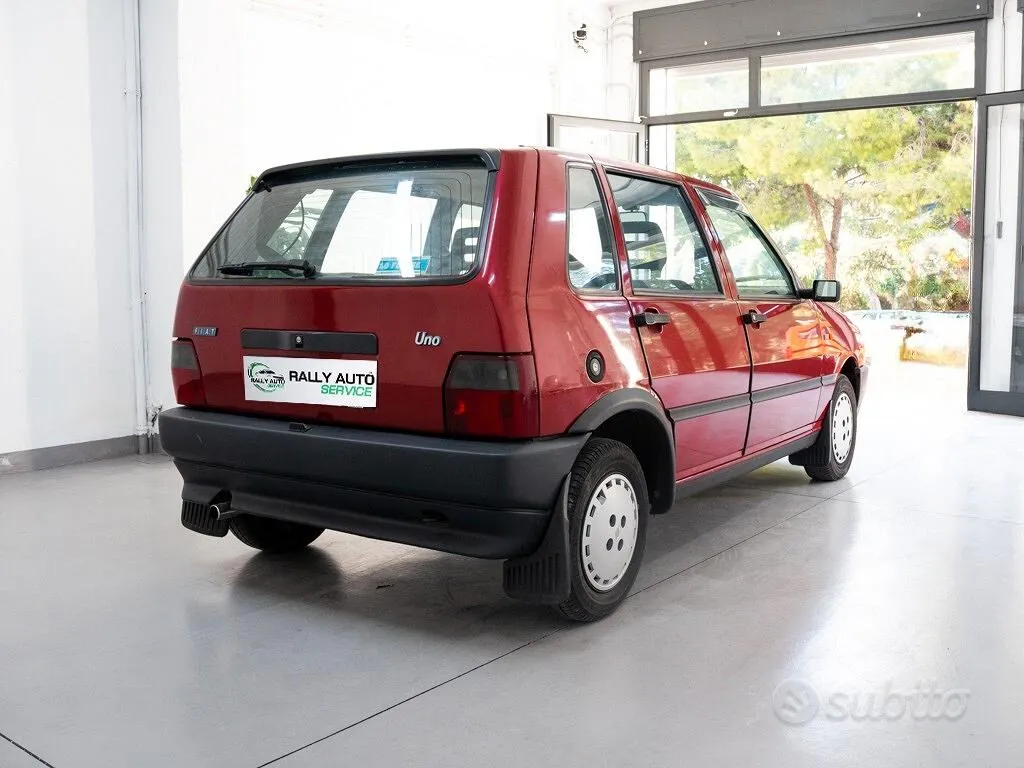 Fiat Uno 1992 photo 4