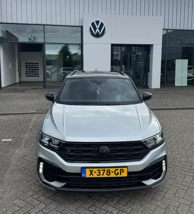 Volkswagen T-Roc 2017 photo 2