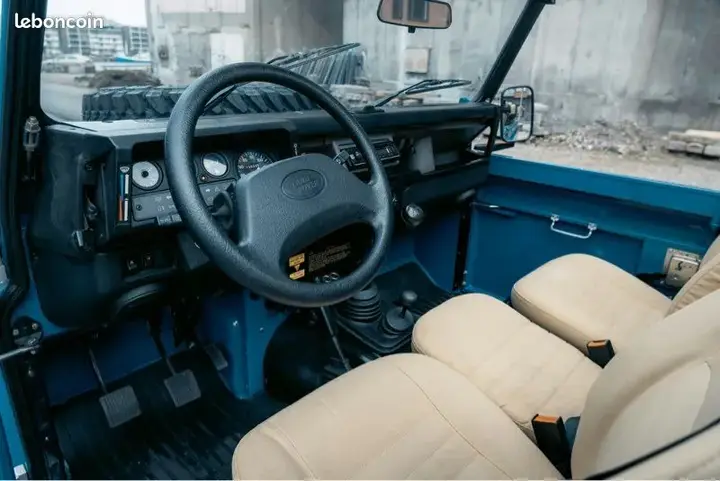 Land Rover Defender 1998 photo 3